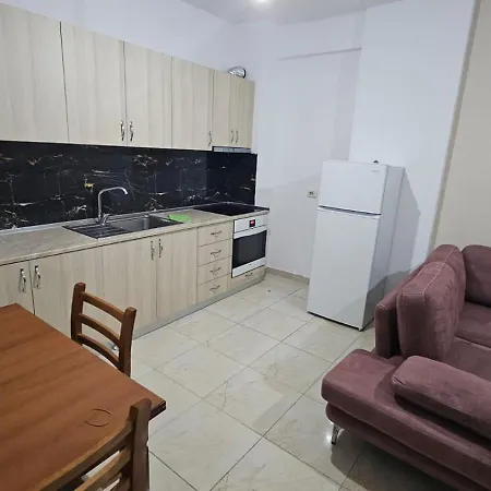 Daily Budget Apartment *